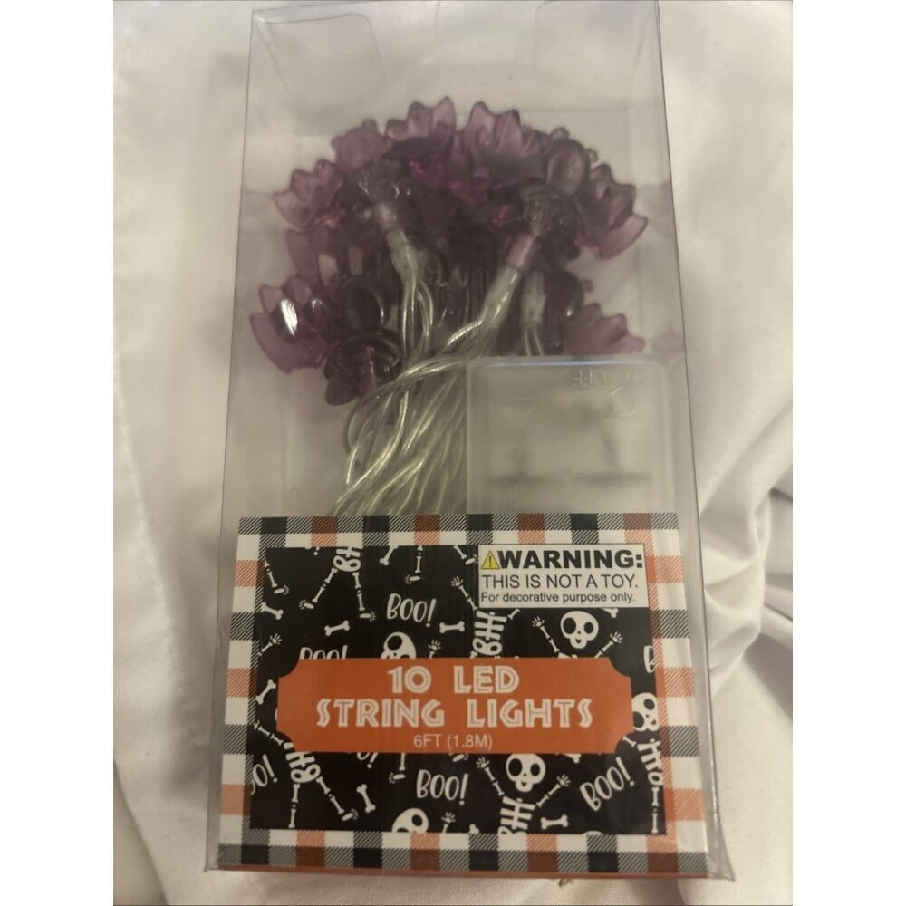 Halloween 10 Led Purple Bat String Lights Black Wire 6 Feet Battery Operated New - Picture 2 of 16